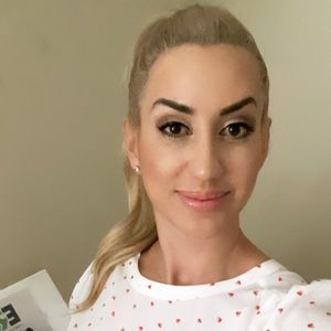 Meet your Posher, Evangelina